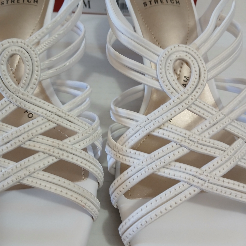 Impo Women's White Strappy Sandals Size 8M New $25 - Picture 4 of 8